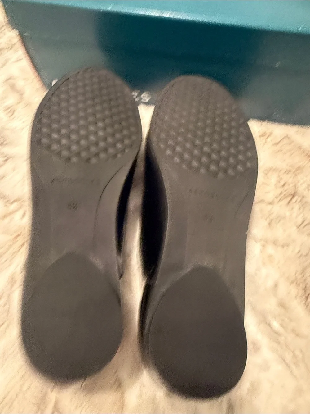 AEROSOLES NIB Black Leather Kids Slip-On Dress Loafers